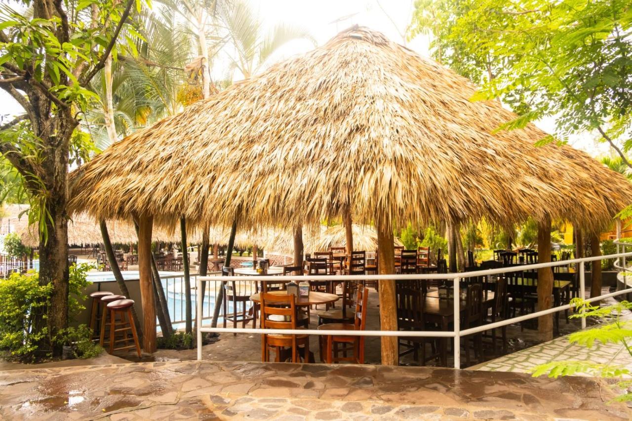 Apart Hotel Acuarious De Luis Estelí Εξωτερικό φωτογραφία